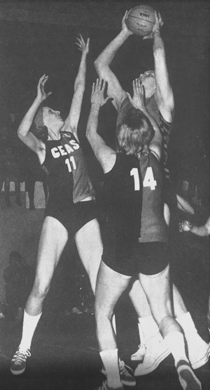 Bocchi e Agostinelli contrastano la Semionova